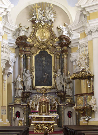Oltář - sv. Augustin, Jeroným, Petr a Pavel, sochy andělů, Nejsvětější Trojice