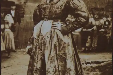 Josef Hofman, Sváteční kroj - Teplička