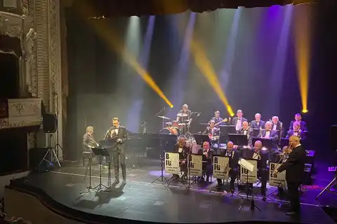 BIG BAND KV